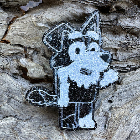 Mackenzie Shaped Tag