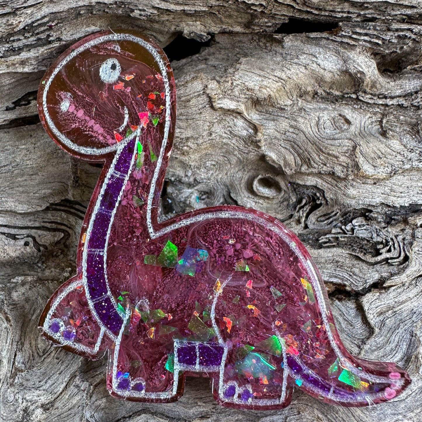 Brontosaurus Shaped Tag