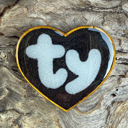 TY shaped Tag
