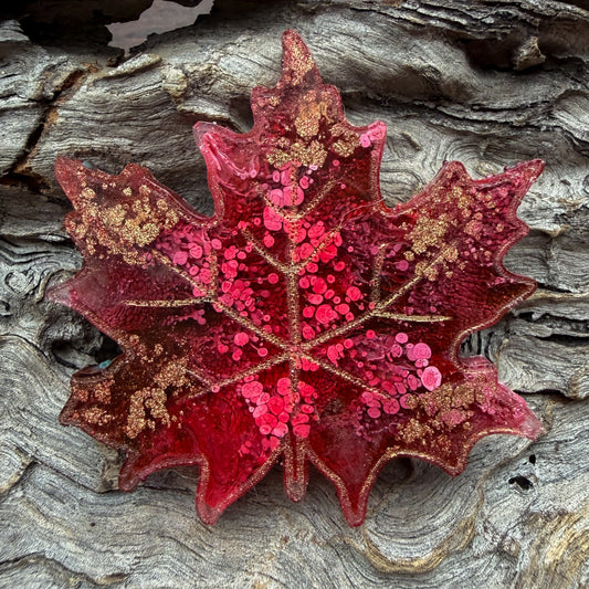 XL Maple Shaped Tag