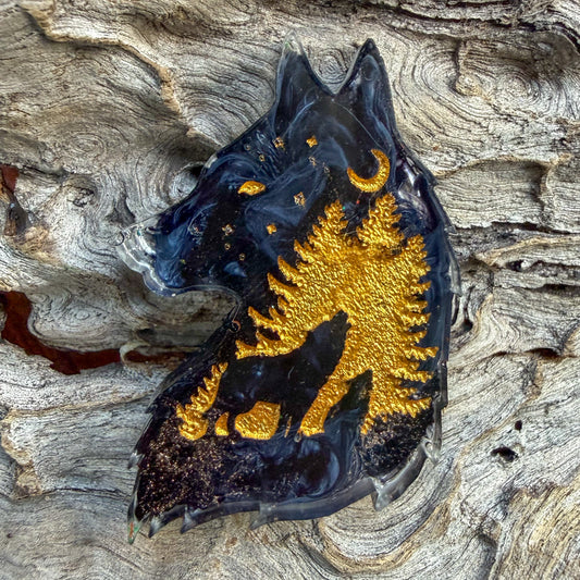 Small Wolf Shaped Tag